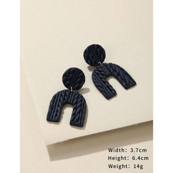 Blck Weaved U Drop Rainbow Earrings - Picture 4 of 4